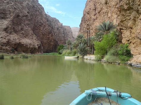 Wadi Tiwi, Oman - Camping, Photos & More Information | Holidify