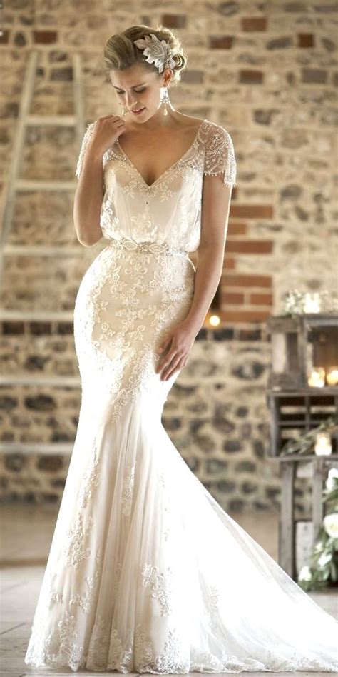 20 Vintage Wedding Dresses with Amazing Details | WeddingInclude | Page 2