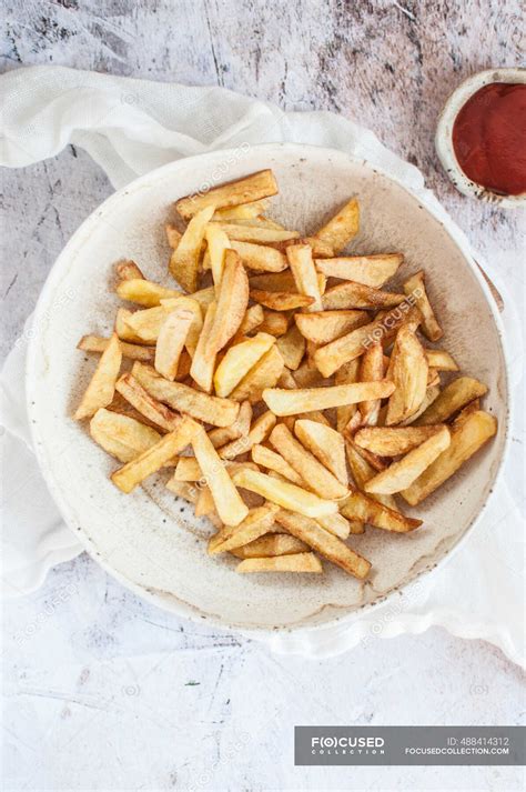 Homemade french fries served with ketchup — frying, deep fry - Stock ...