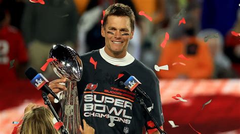 Daughter of Lombardi Trophy Designer Wants Tom Brady to Apologize | Complex