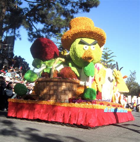 Panagbenga Festival Great Float Parade 2012 | enjoying wonderful world