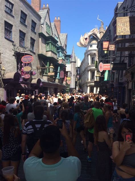 New Wizarding World of Harry Potter Diagon Alley Touring Plans ...