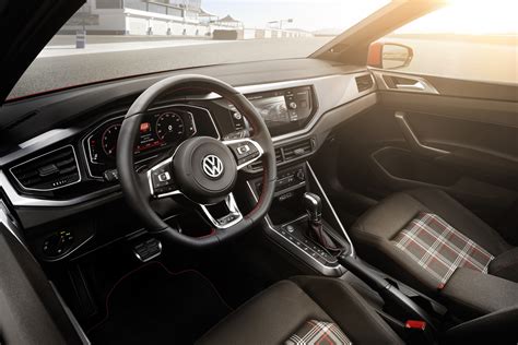 VW Polo | Her er de første billeder af den nye Volkswagen Polo | Bilmagasinet.dk