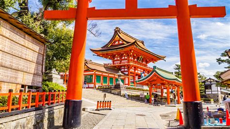 The Legend of Fushimi Inari Shrine in Kyoto, Japan