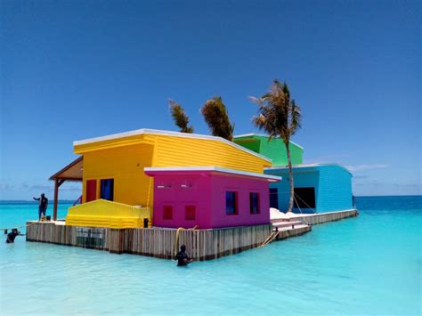 Maldives Floating City - First Island - Waterstudio