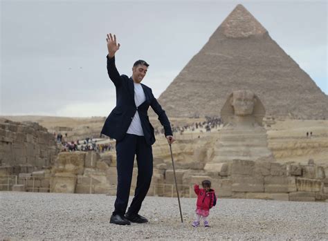 The World's Tallest Man Met the World's Shortest Woman, And Just Look at These Pics - Maxim