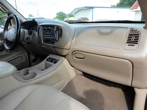 2000 Ford excursion interior colors