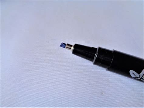 2mm Calligraphy Pen Blue - Pens and Markers - Downland Crafts