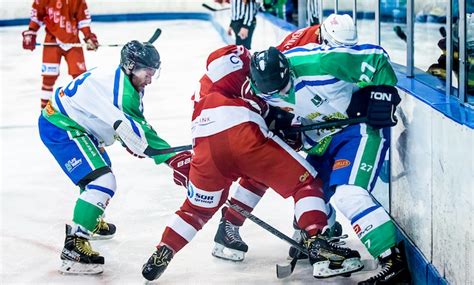 Ice Hockey in London! Lee Valley Lions in - London | Groupon