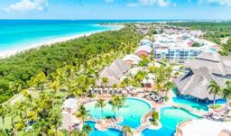 Grand Aston Varadero Beach Resort Vacations | Packages from Canada - tripcentral.ca