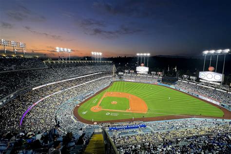 Los Angeles Dodgers reinstate gay 'nun' group for Pride Night award ...