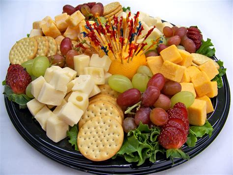 Doop vinger-ete | Party cheese platter, Appetizer snacks, Appetizers