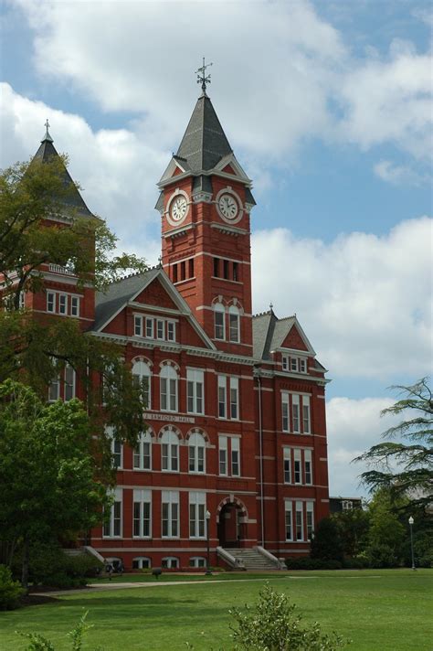 File:AuburnUniversity-SamfordHall.jpg - Wikimedia Commons