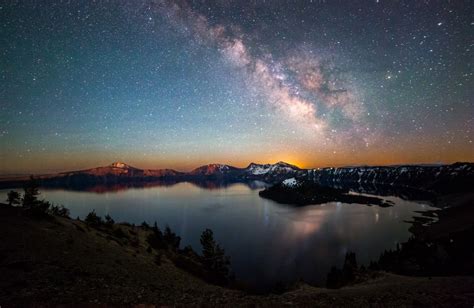 Milky way rising over Crater Lake, OR | Smithsonian Photo Contest ...