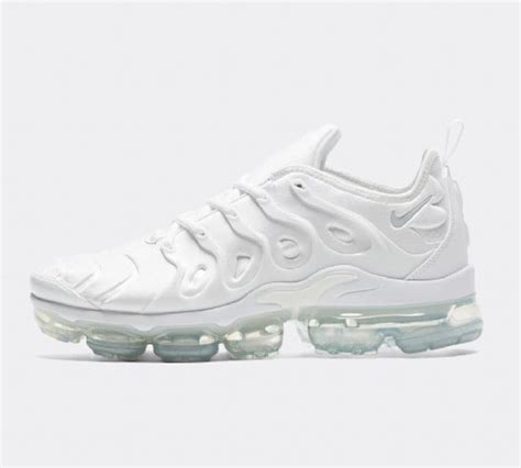 Nike Air VaporMax Plus Trainer | White / White | Footasylum