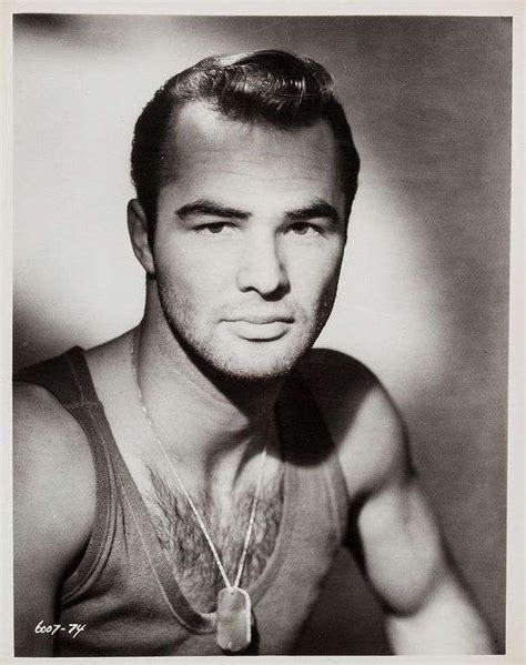 Burt Reynolds pre moustache. (1974) : OldSchoolCool