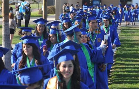 Oxnard College holds 2012 graduation ceremony