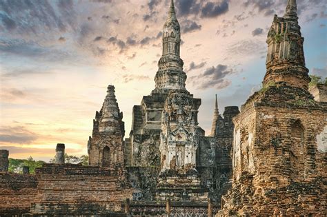 Ayutthaya Iconic Temple Tour With Sunset Boat Ride