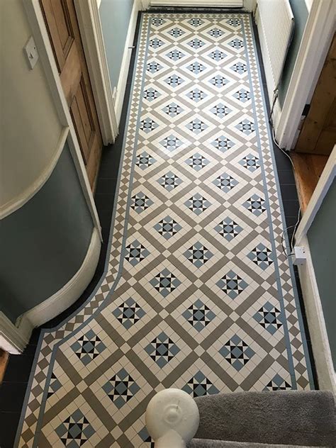 Pin by Hatti Arabaci on Flooring Ideas | Hallway flooring, Tiled ...