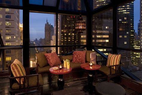 20 Best Rooftop Bars In NYC For Cooler Weather