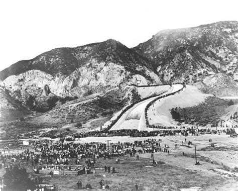 Aqueduct water was first released into the city in 1913. | California history, Vintage los ...