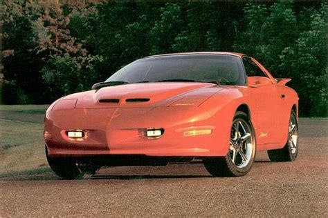 Pontiac Firebird Firehawk specs, 0-60, performance data - FastestLaps.com