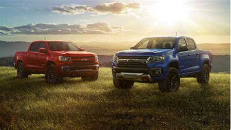 2022 Chevrolet Colorado vs. 2022 Ford Ranger: Midsize Trucks Battle