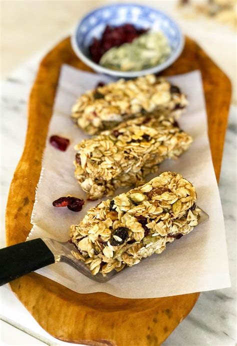 Easy Homemade Harvest Granola Bars | 31Daily.com - 31 Daily