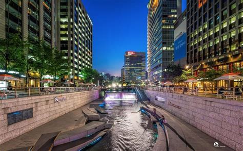 Streamlining Seoul: The Cheonggyecheon Stream - Walkabout Wanderer