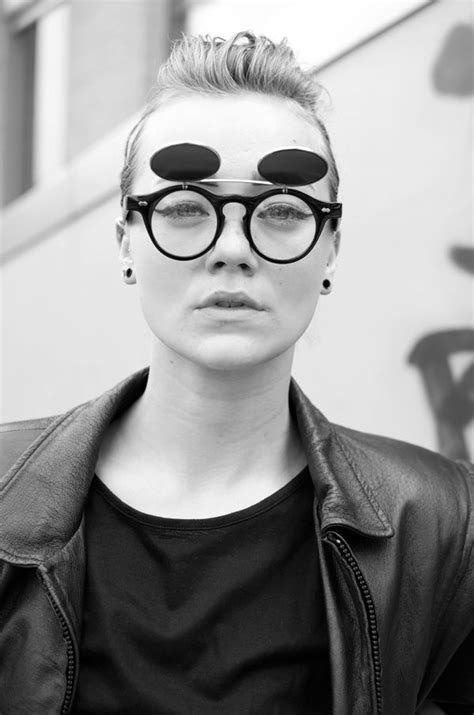 Dam Style: Spectacles Types Of Glasses, Cool Glasses, Eye Glasses, Style Challenge, Fashion ...