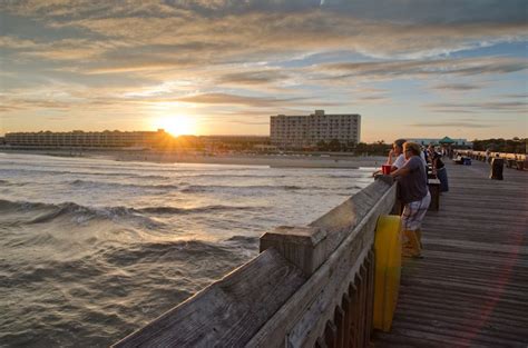 A view of Tides Folly Beach from the Folly Beach Fishing Pier | Tides folly beach, Folly beach ...