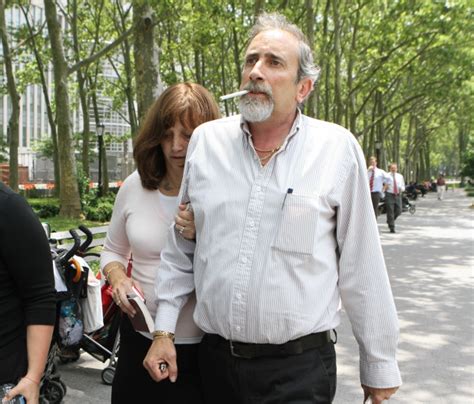 Staten Island drug king can leave house arrest to visit Lubavitcher ...