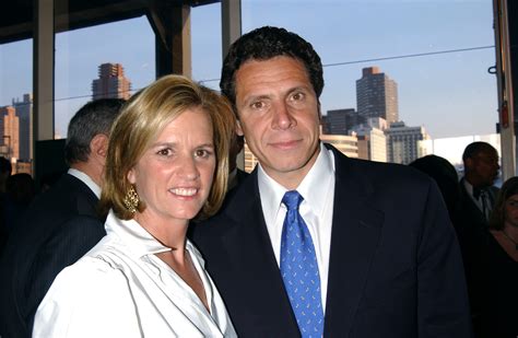 Andrew Cuomo Daughters Photos / Andrew Cuomo S Family Meet His Siblings ...