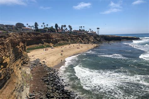 Visiting Sunset Cliffs Natural Park in San Diego - Nothing Familiar