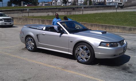 2000 Mustang GT Convertible | Ford Mustang Photo Gallery | Shnack.com