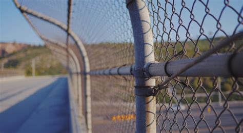 Snake Fence - Vinyl Fence, Metal Fence - San Diego, CA