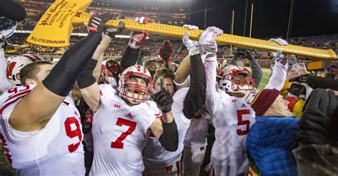 Wisconsin-Minnesota takes center stage during rivalry week