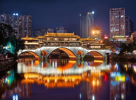 The Mighty Bridge in Chengdu – Stuck in Customs