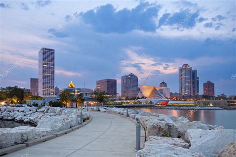 City of Milwaukee skyline. Stock Photo by ©rudi1976 11676634