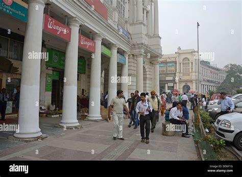 Connaught Place, shopping complex in New Delhi, India was built by ...