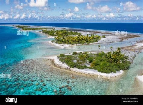 Impressions of Kauehi Atoll, Tuamotu Archipel, French Polynesia Stock Photo - Alamy