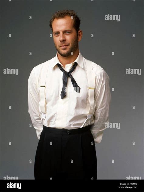 Bruce willis moonlighting hi-res stock photography and images - Alamy