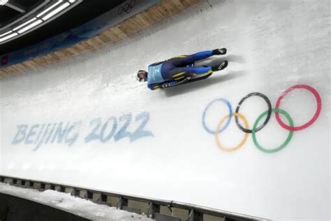 Beijing Olympics 2022: Chloe Kim wins gold in snowboard halfpipe - Los Angeles Times