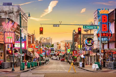 The 12 Best Memphis Music Attractions, Museums, and Things To Do