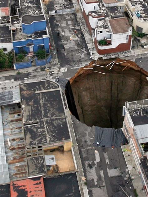 Giant Sinkholes Around The World