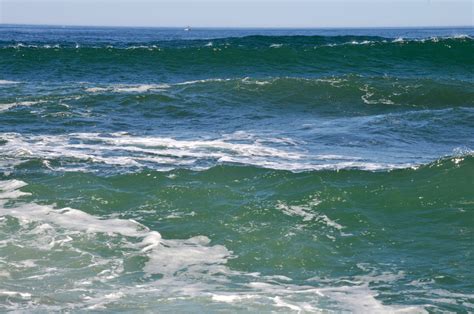Ocean Waves Free Stock Photo - Public Domain Pictures