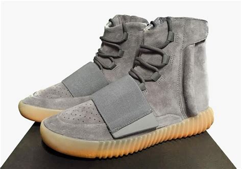 adidas YEEZY Boost 750 Dark Grey/Gum Closer Look | SneakerNews.com