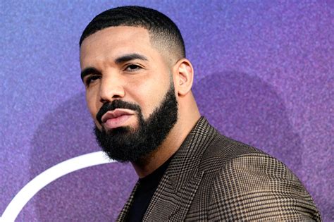 Canadian Rapper, Drake joins the #EndSARS campaign - YabaLeftOnline