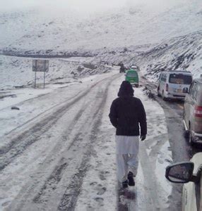 Babusar Top receives second snowfall in July | Pakistan Today