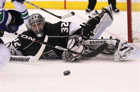 Goalie Jonathan Quick Is Kings’ Inspiration - The New York Times